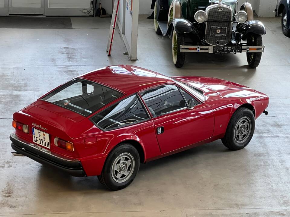 Image 3/55 de Alfa Romeo Junior Zagato GT 1300 (1972)