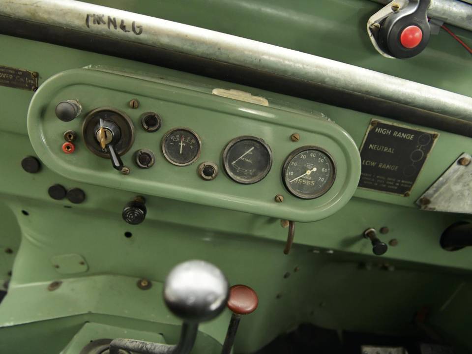 Image 26/44 of Land Rover 80 (1900)