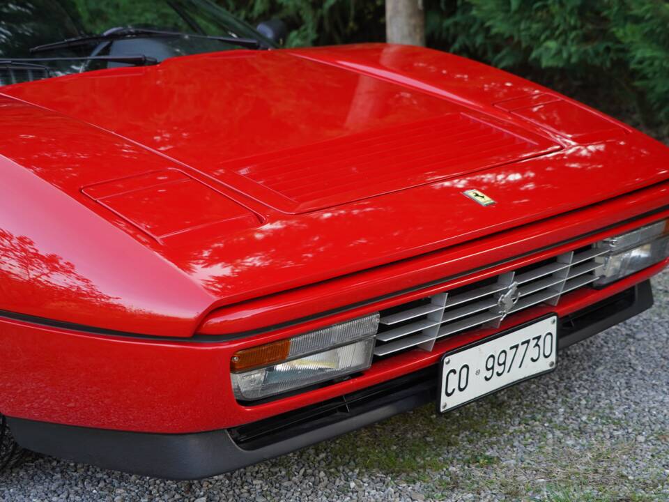 Immagine 4/100 di Ferrari 208 GTS Turbo (1989)