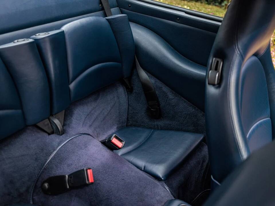 Immagine 14/16 di Porsche 911 Carrera (1994)