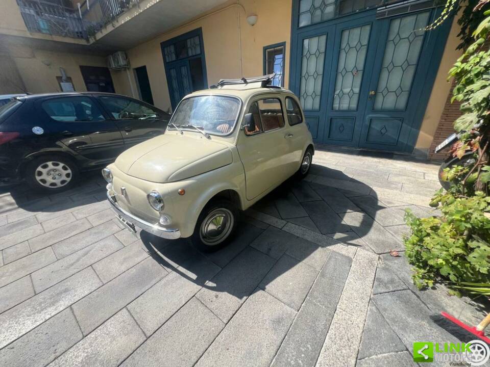 Image 4/10 of FIAT 500 L (1971)