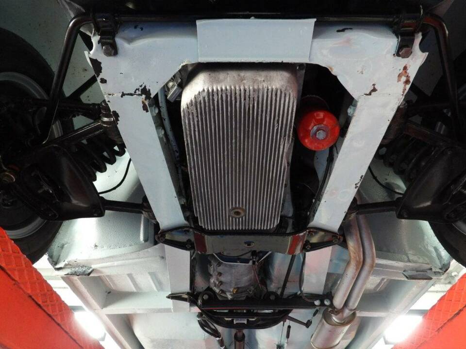 Image 14/15 of Alfa Romeo Giulia 1600 Spider (1963)