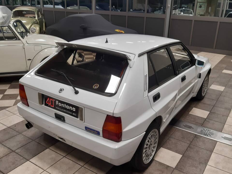 Image 10/15 of Lancia Delta HF Integrale 16V (1992)