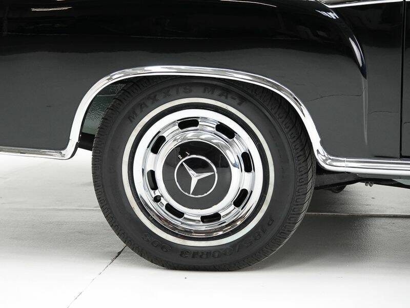 Immagine 14/15 di Mercedes-Benz 220 S Cabriolet (1959)