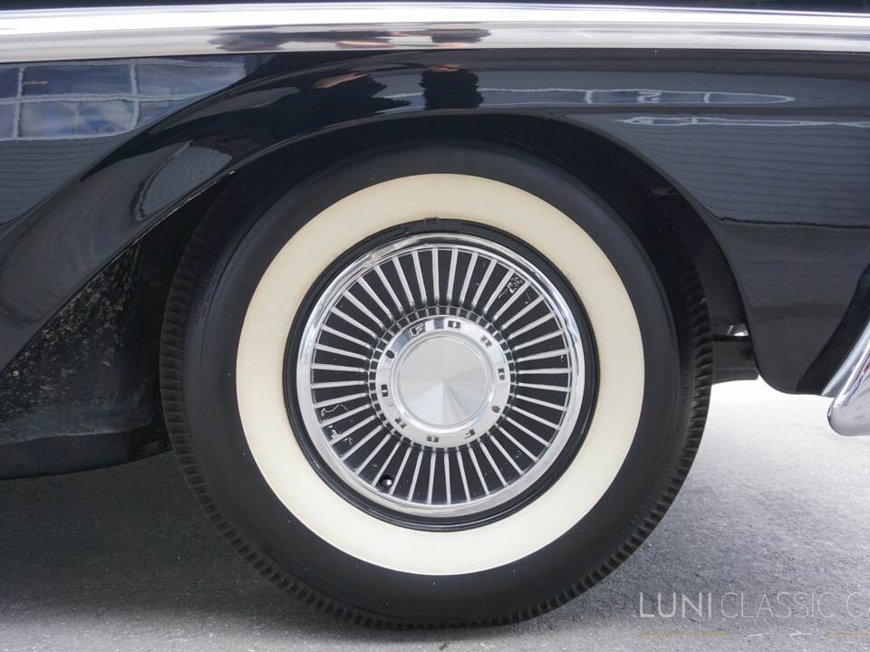 Image 35/77 of Ford Fairlane 500 Club Victoria (1958)