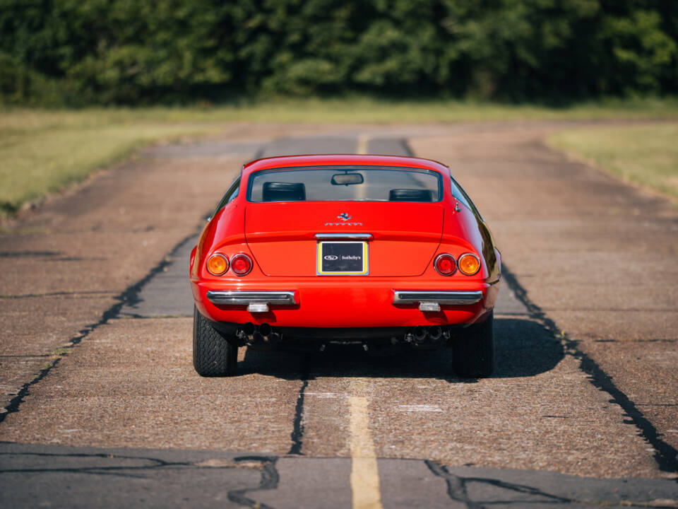 Immagine 8/50 di Ferrari 365 GTB&#x2F;4 Daytona (1973)