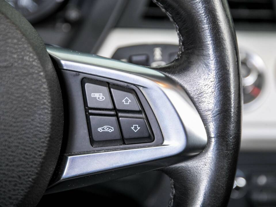 Image 24/50 of BMW Z4 sDrive23i (2009)