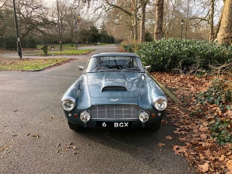 Image 38/50 de Aston Martin DB 4 (1960)