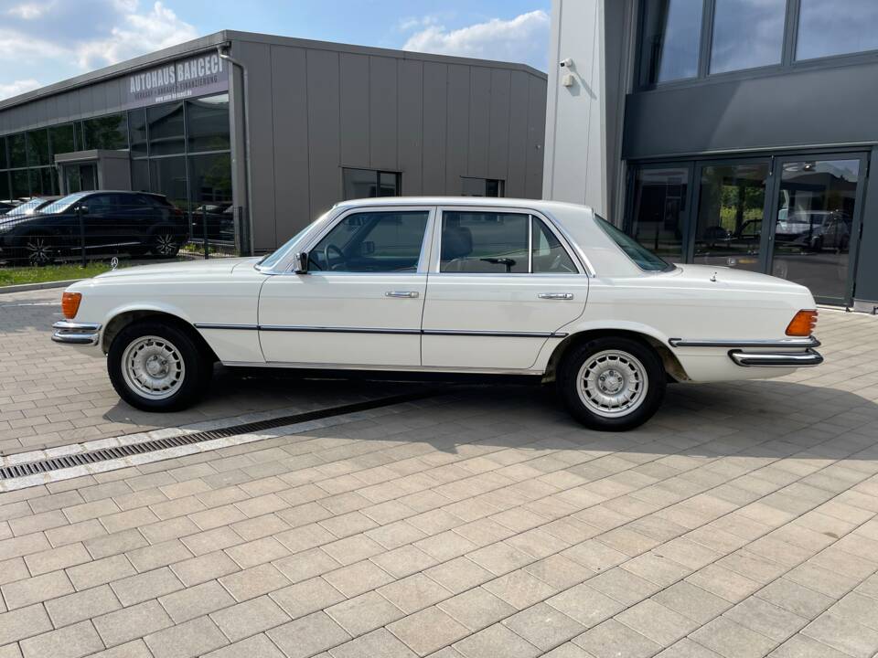 Image 5/30 of Mercedes-Benz 450 SE (1979)