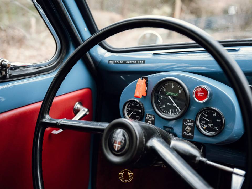 Image 43/50 of Austin A 30 Seven (1954)