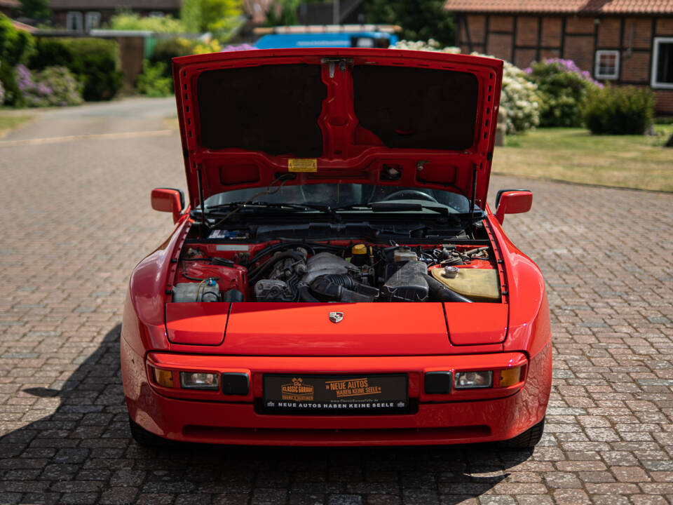 Image 8/36 de Porsche 944 (1987)