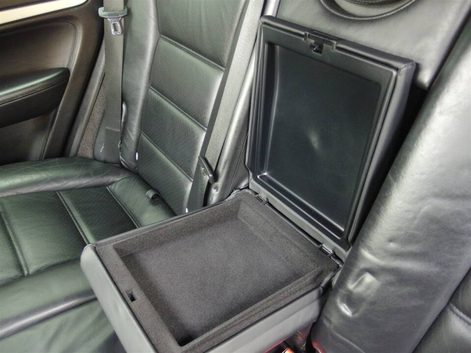 Image 63/99 of Porsche Cayenne Turbo (2007)