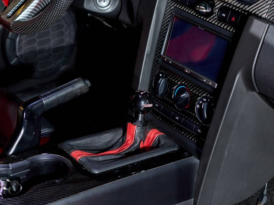 Image 47/68 of Ford Mustang GT (2005)