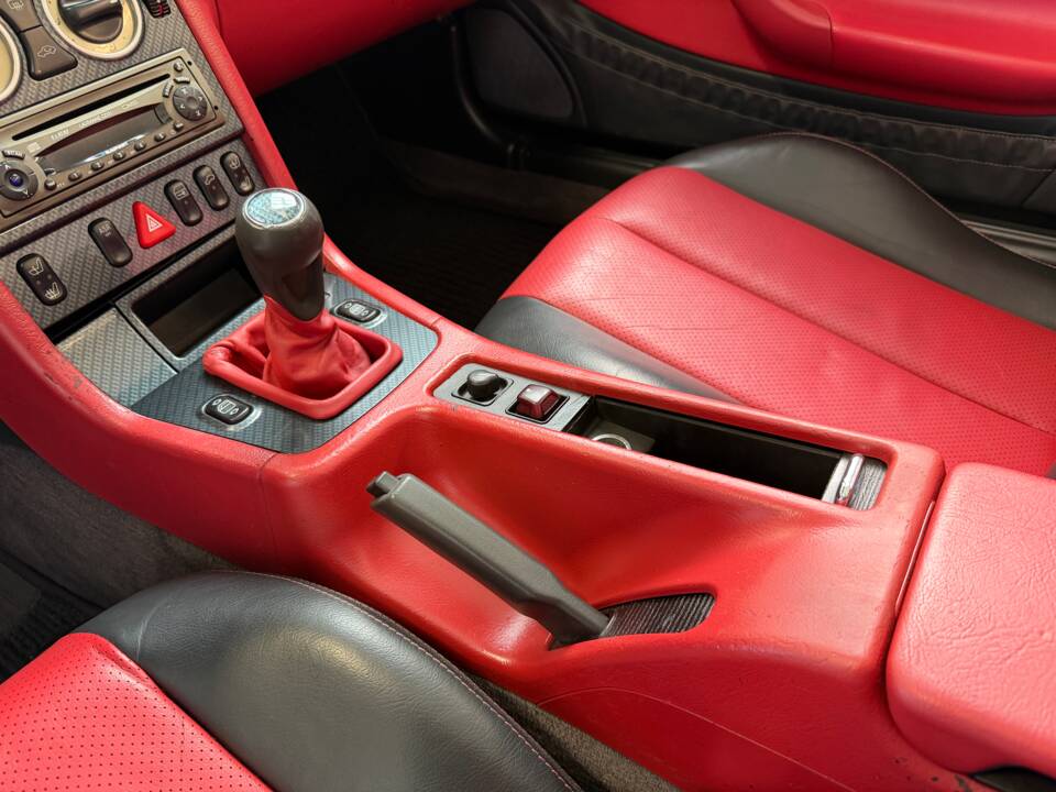 Image 30/51 of Mercedes-Benz SLK 230 Kompressor (1997)