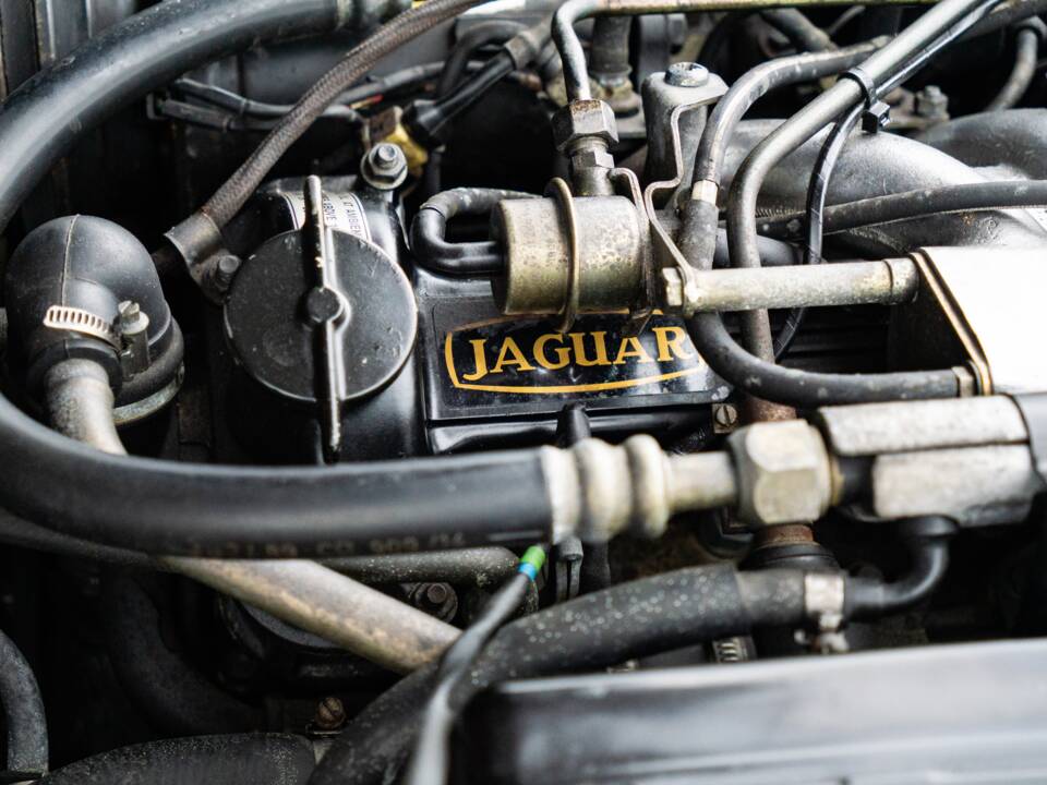Bild 21/22 von Jaguar XJ-S V12 (1989)