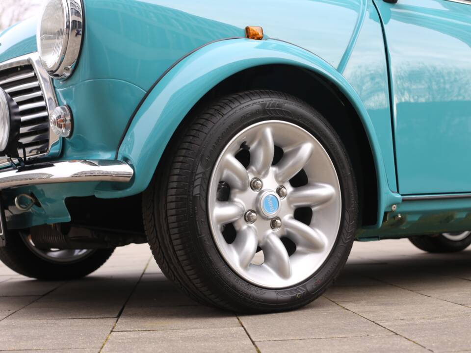 Image 10/50 de Mini Cooper 1.3i MPI (1999)