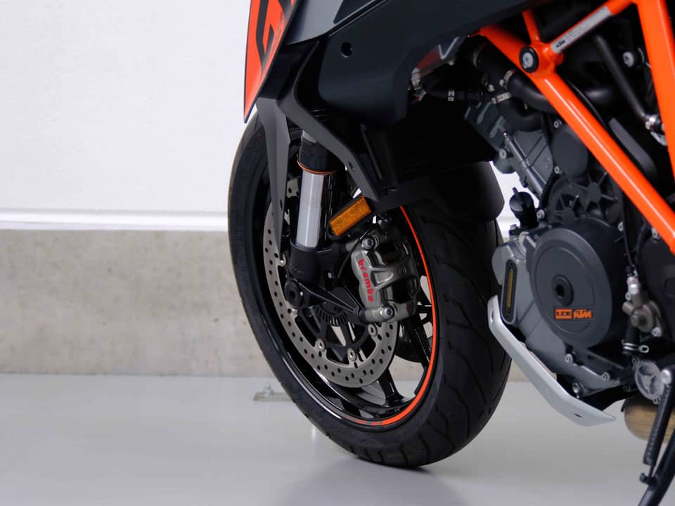 Image 71/99 de KTM 1290 Super Duke R (2018)
