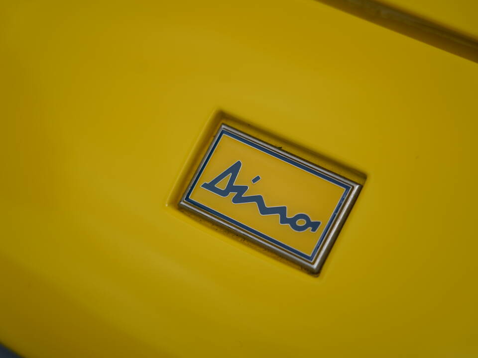 Image 15/16 of Ferrari Dino 246 GT (1971)