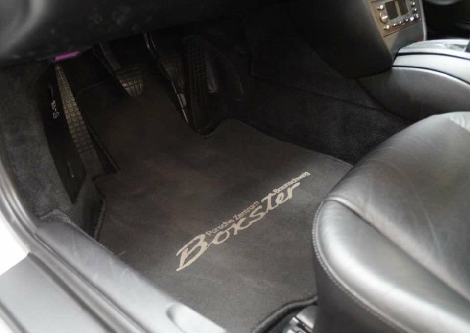 Immagine 10/50 di Porsche Boxster (2003)
