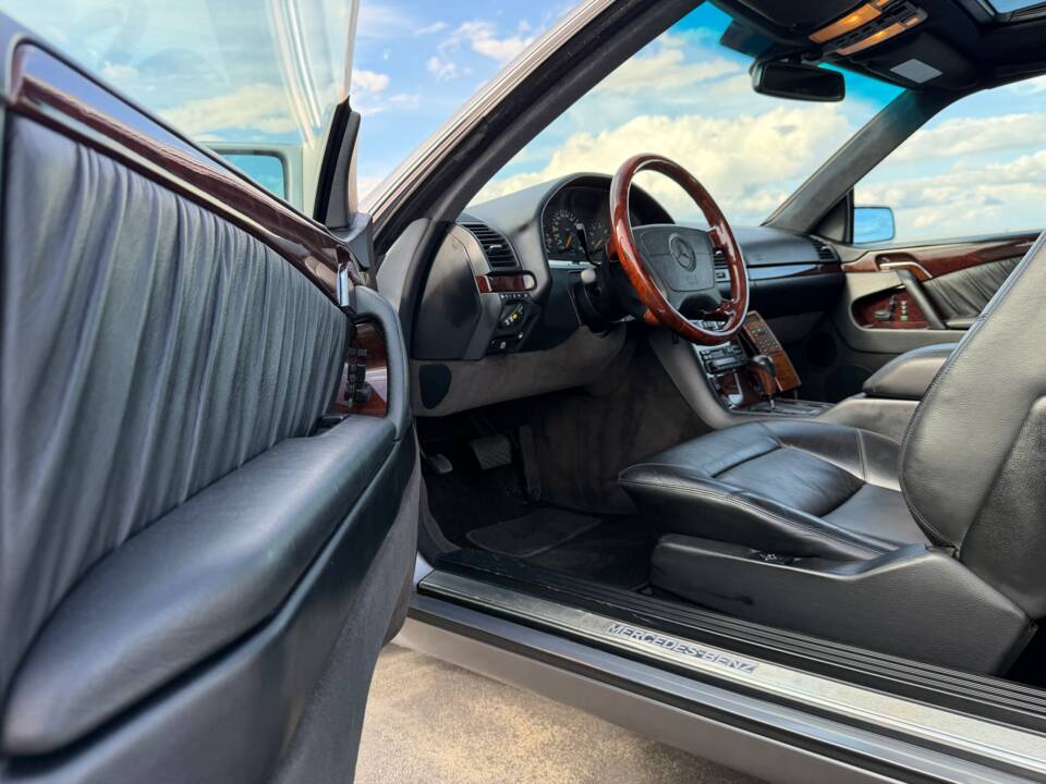 Image 15/25 of Mercedes-Benz S 500 Coupé (1994)
