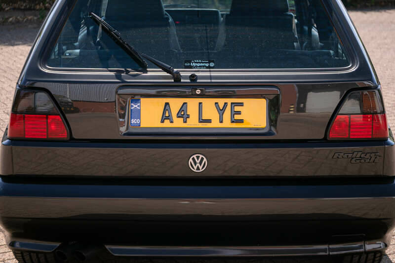 Imagen 32/50 de Volkswagen Golf Mk II GTi G60 1.8 (1989)