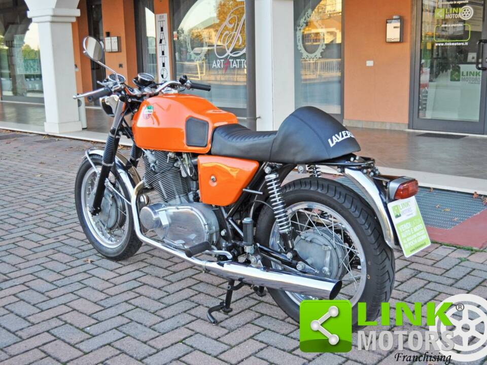 Image 5/10 of Laverda DUMMY (1969)