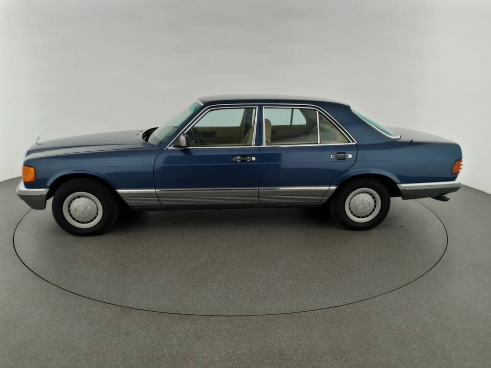 Image 1/5 of Mercedes-Benz 500 SE (1983)