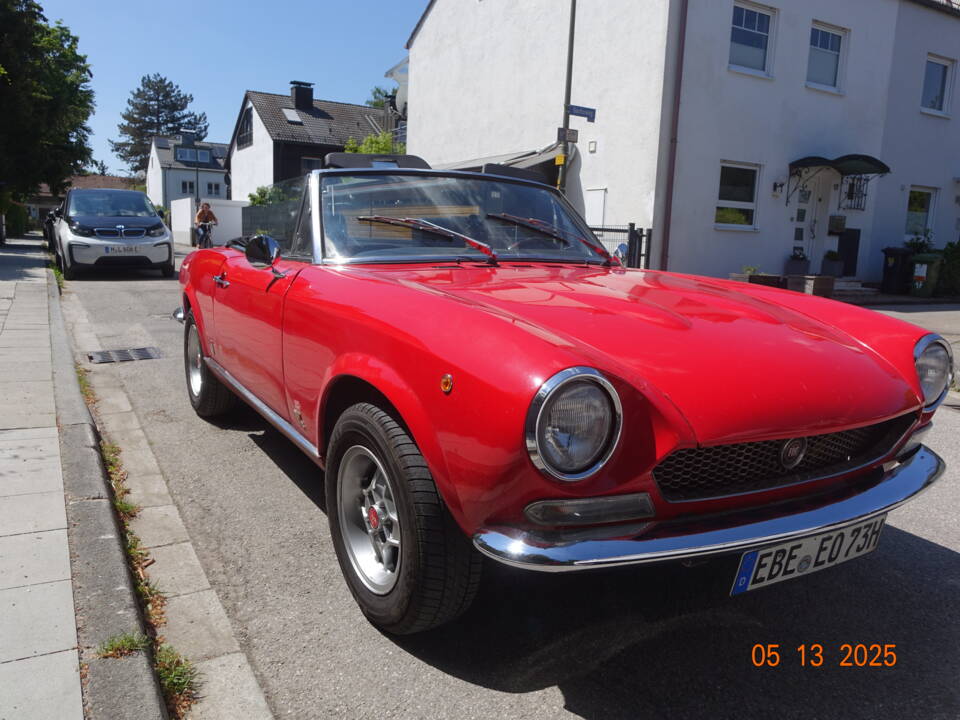 Image 5/32 of FIAT 124 Spider CS (1973)