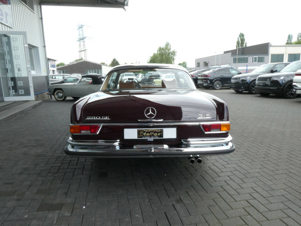 Imagen 5/22 de Mercedes-Benz 280 SE 3,5 (1971)