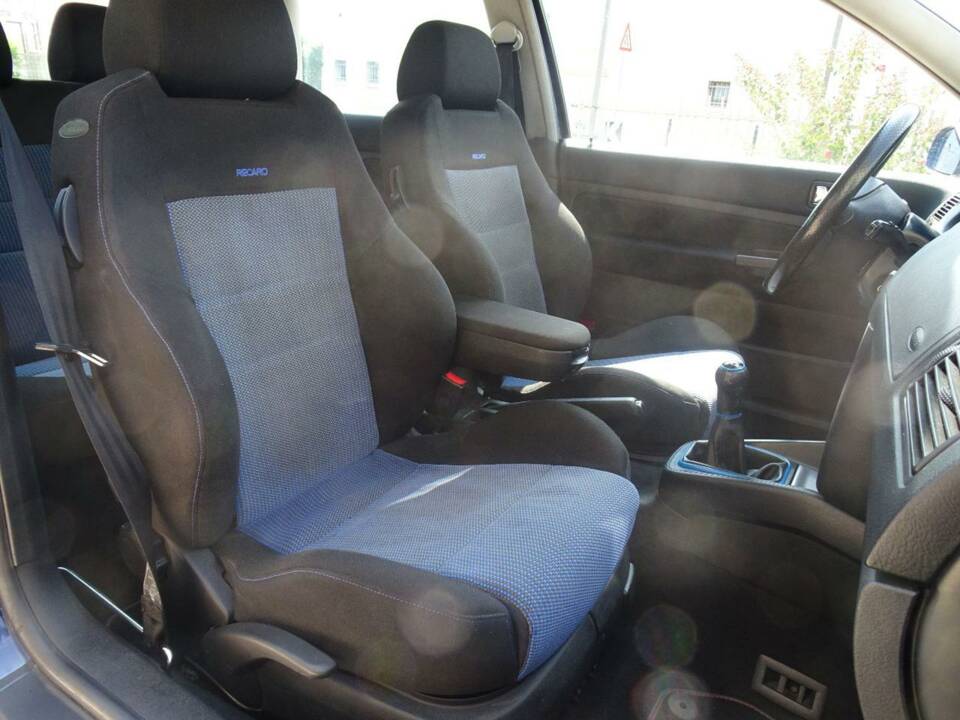 Image 6/22 of Volkswagen Golf IV 1.8T GTI (1999)