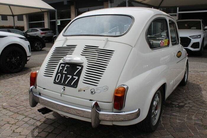 Image 5/7 of Abarth Fiat 850 TC (1964)