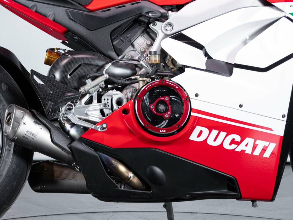 Image 35/50 of Ducati DUMMY (2018)