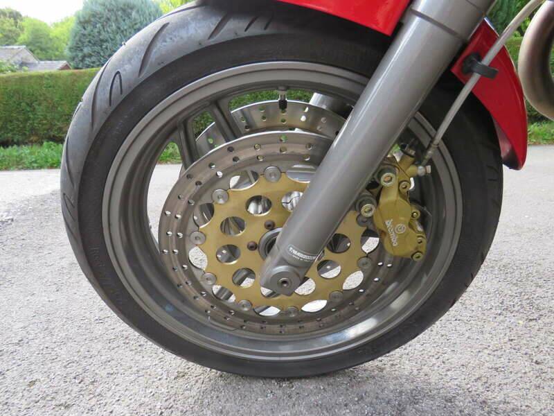 Bild 36/49 von Moto Guzzi Daytona RS (1996)