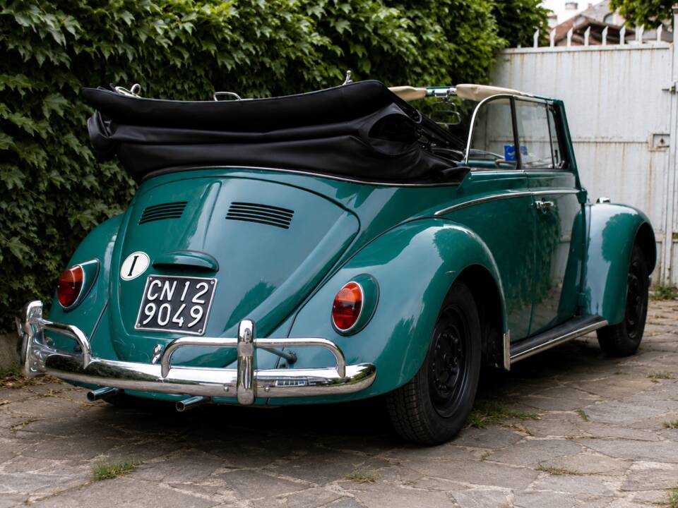 Image 6/81 of Volkswagen Beetle 1200 (1965)