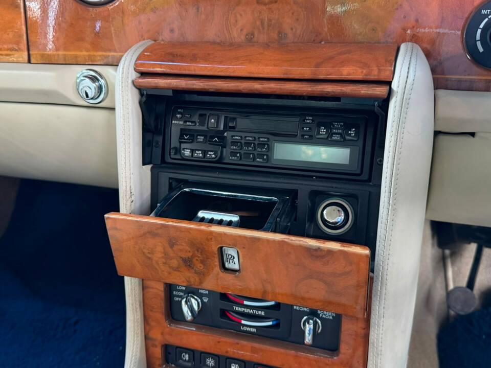 Image 27/46 of Rolls-Royce Silver Spirit III (1996)