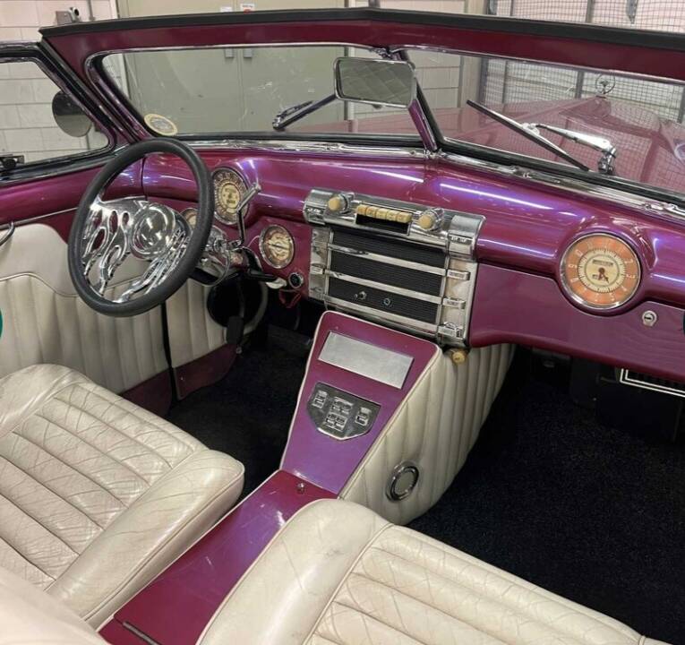 Bild 53/89 von Buick 50 Super Convertible (1947)