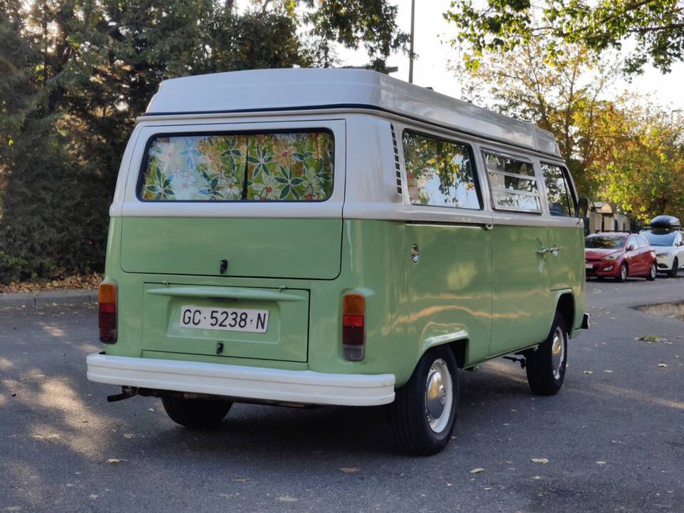 Image 7/8 of Volkswagen T2 Brasil Camper (1979)