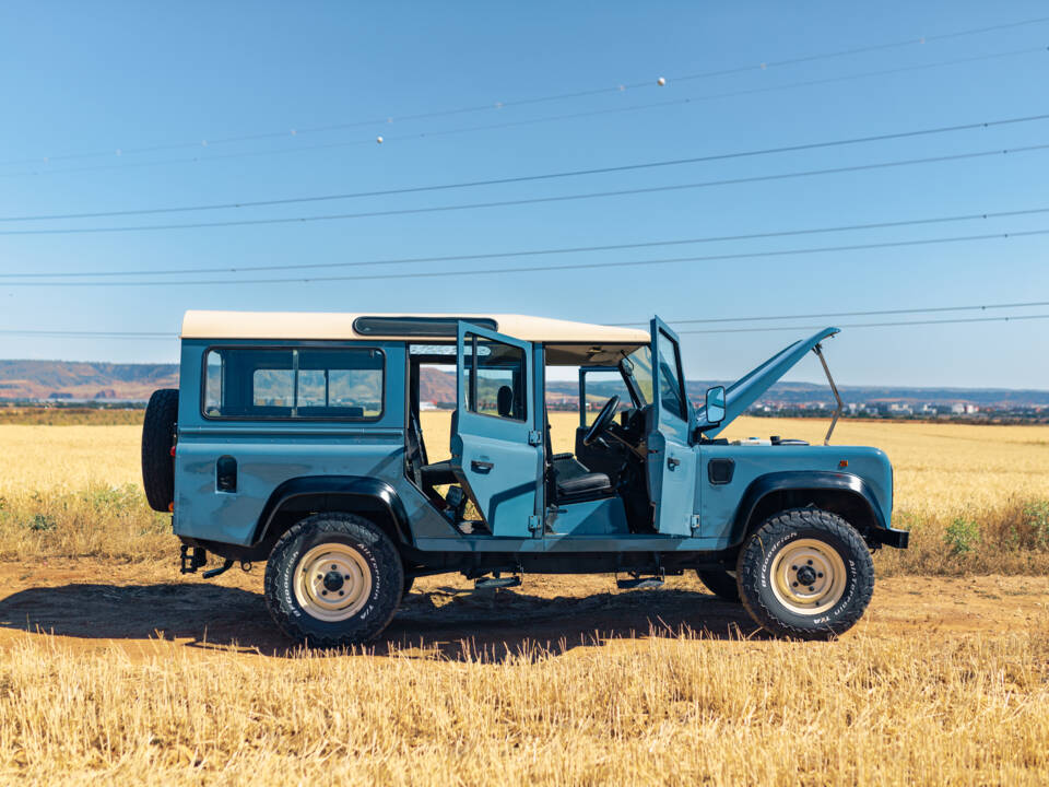 Immagine 9/51 di Land Rover Defender 110 (1995)