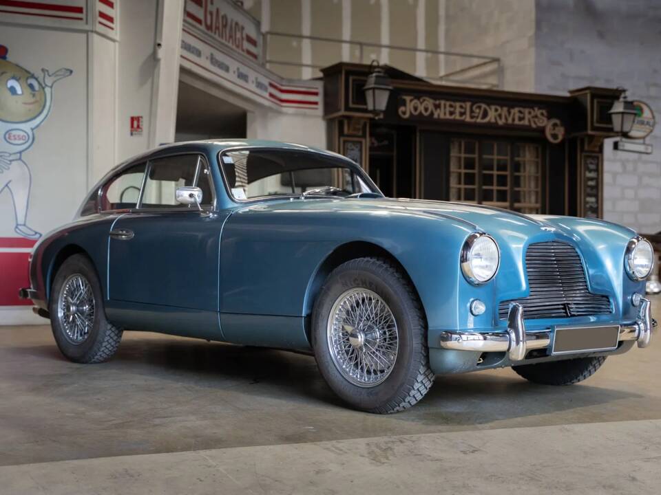 Immagine 14/49 di Aston Martin DB 2/4 Mk I (1953)