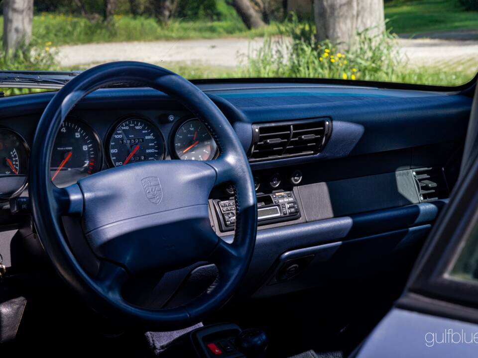 Immagine 17/73 di Porsche 911 Carrera (1995)