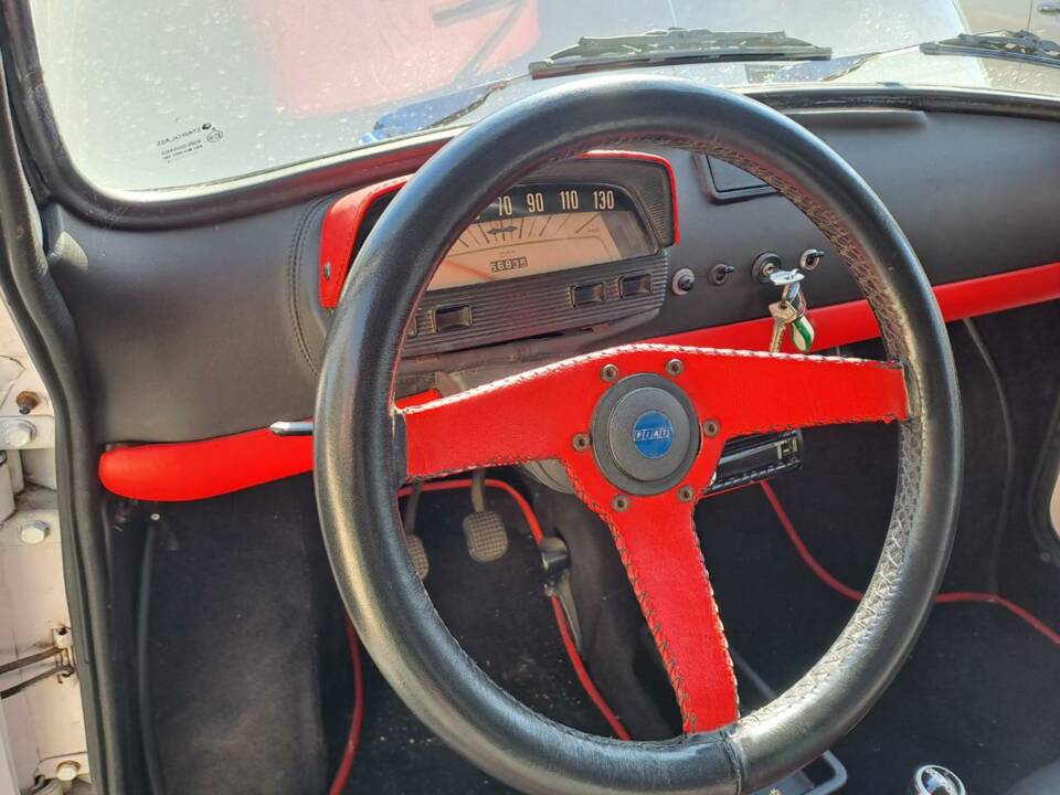 Bild 27/43 von FIAT 500 L (1971)