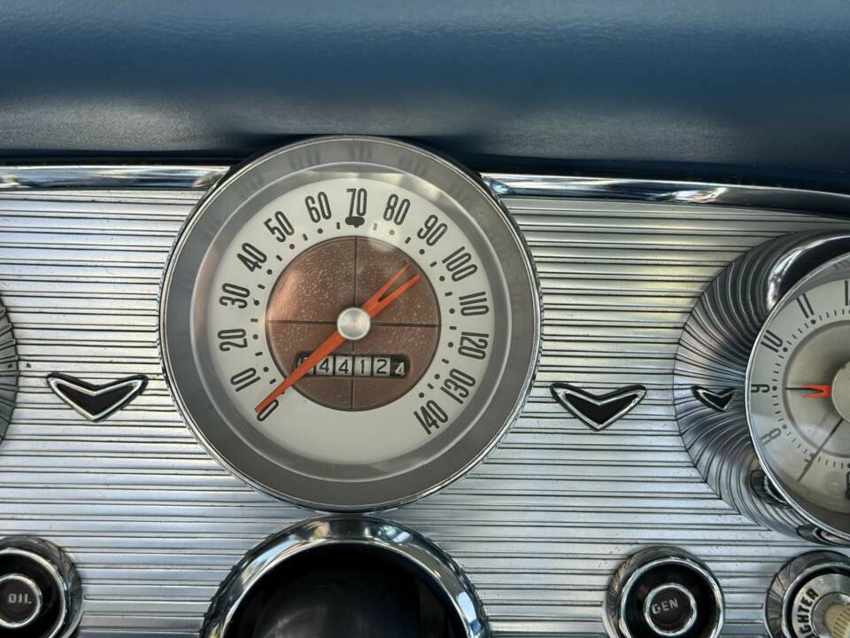 Image 17/21 of Ford Thunderbird (1959)