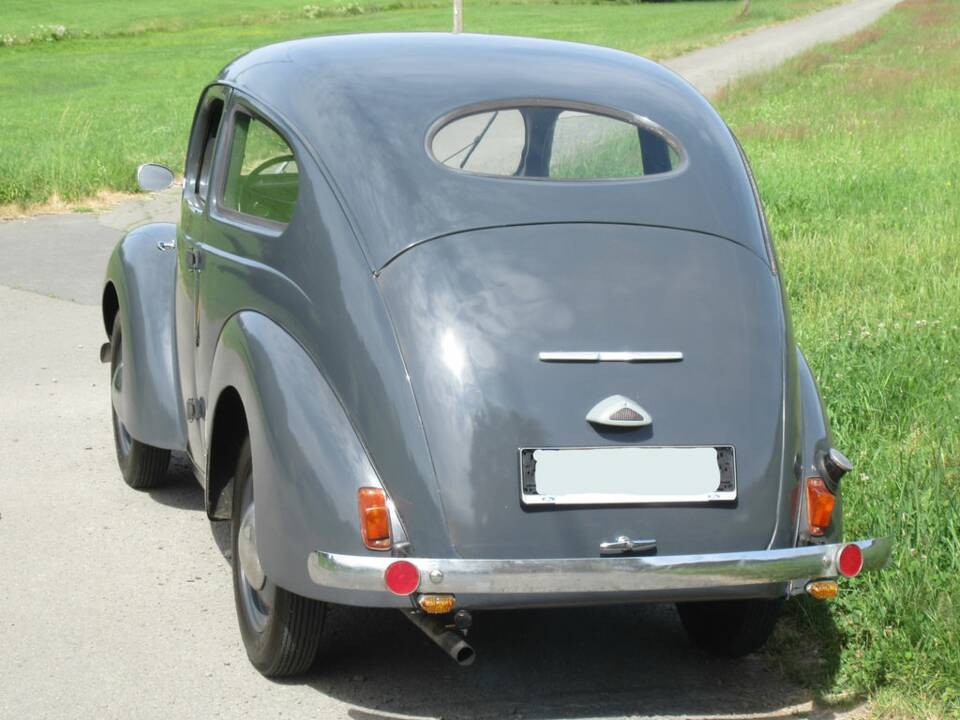 Image 8/8 of Ford Taunus (1950)