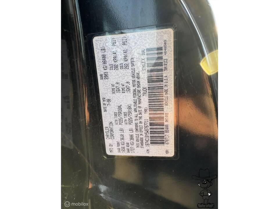 Image 19/34 of Dodge Ram 1500 (1998)