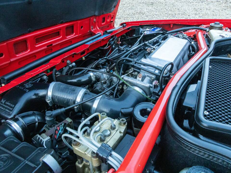 Imagen 27/50 de Lancia Delta HF Integrale Evoluzione I (1991)