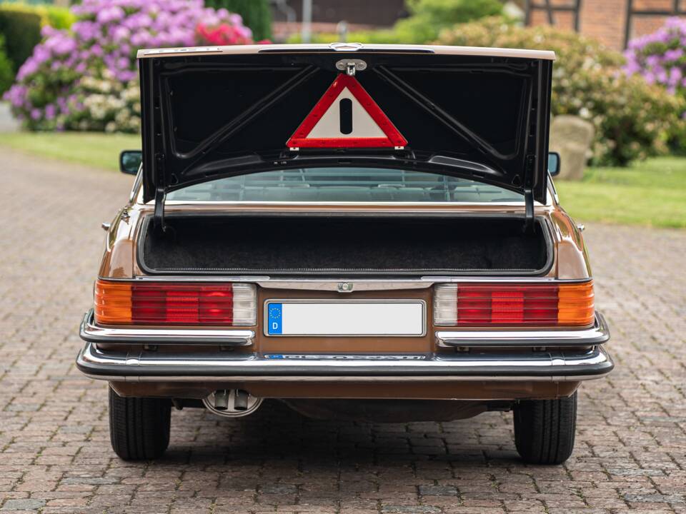 Image 19/81 of Mercedes-Benz 280 SE (1979)