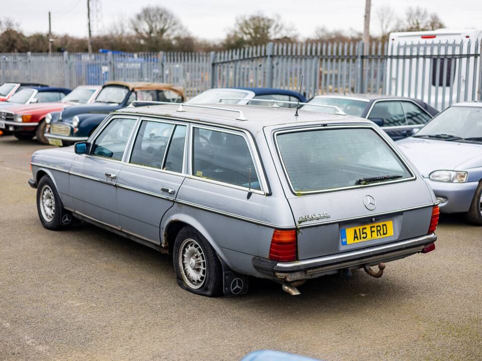 Bild 8/50 von Mercedes-Benz 280 TE (1983)