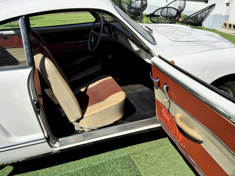 Image 34/71 of Volkswagen Karmann Ghia 1200 (1962)
