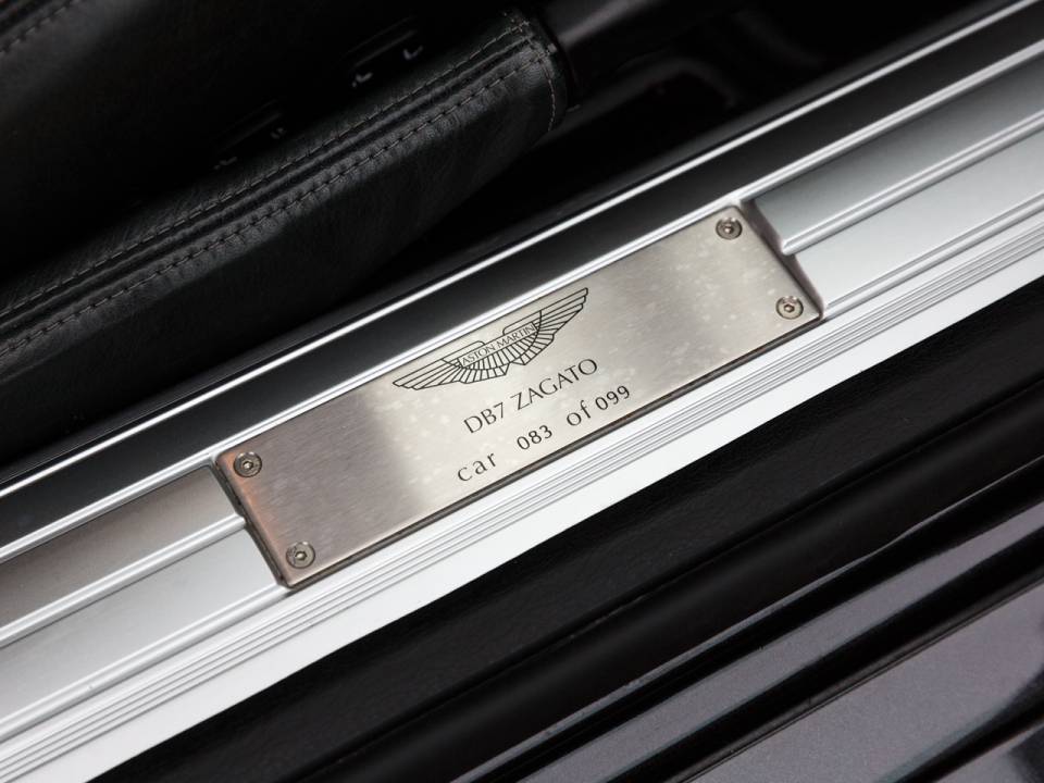 Imagen 33/50 de Aston Martin DB 7 Zagato (2004)