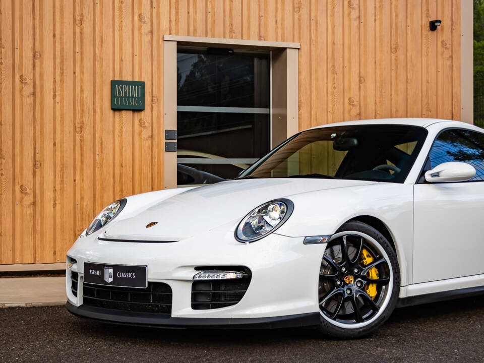 Afbeelding 2/50 van Porsche 911 GT2 (2008)